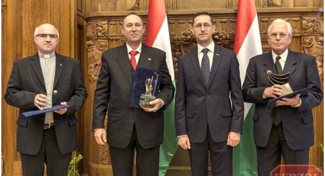 Sikeres vállalkozásért díjat kapott a FERZOL Lemezmegmunkáló Kft.